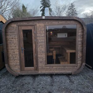 Cool Cube sauna med forrum - Brændeovn